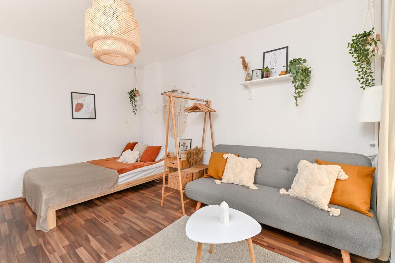 Cosy&Art 1Bd Apartment Next To Slaveykov Square Sofia Extérieur photo